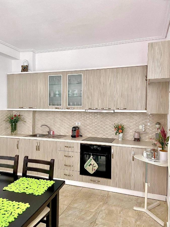 Iraa'S Apartment Saranda Zewnętrze zdjęcie