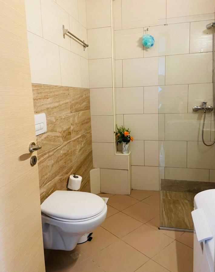 Iraa'S Apartment Saranda Zewnętrze zdjęcie